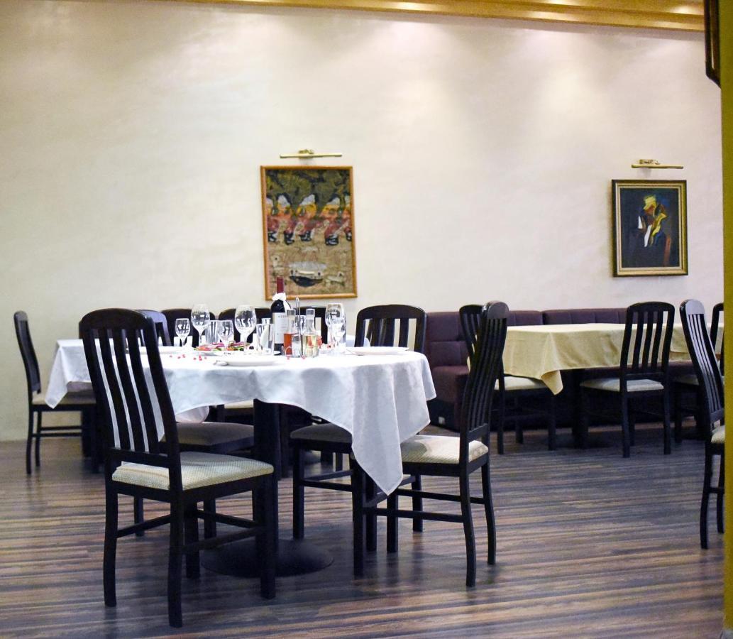 Aparthotel Vris Tsarevo Quarto foto