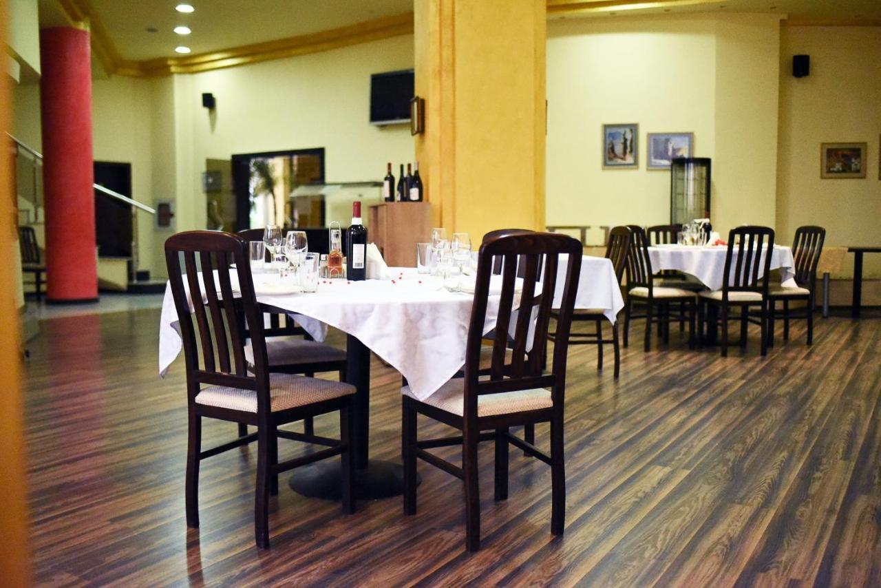 Aparthotel Vris Tsarevo Quarto foto