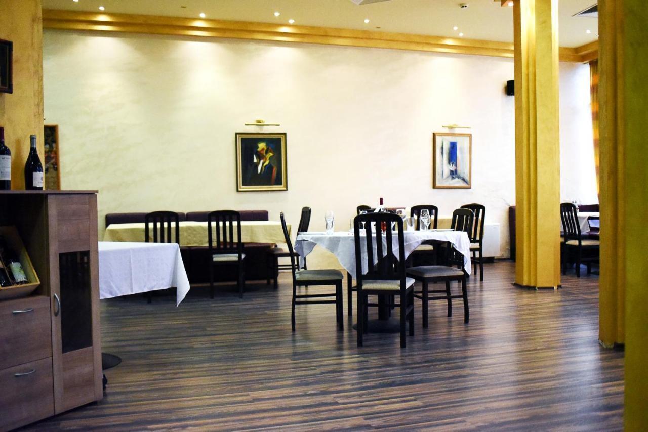 Aparthotel Vris Tsarevo Quarto foto