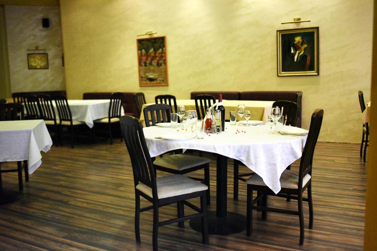 Aparthotel Vris Tsarevo Quarto foto
